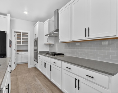 2233 Sandstone Place - Photo Thumbnail 18