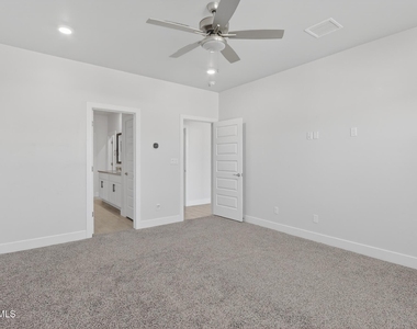 2233 Sandstone Place - Photo Thumbnail 33