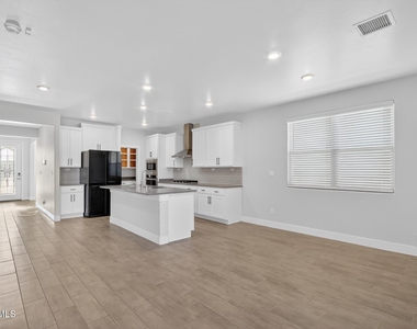 2233 Sandstone Place - Photo Thumbnail 15