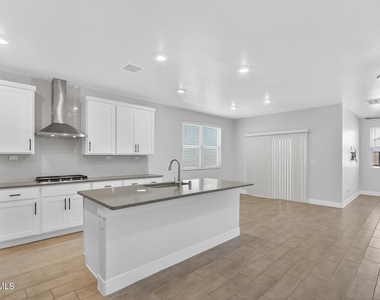 2233 Sandstone Place - Photo Thumbnail 12