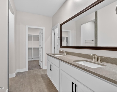 2233 Sandstone Place - Photo Thumbnail 34