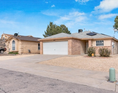 3092 Tierra Bowles Drive - Photo Thumbnail 1