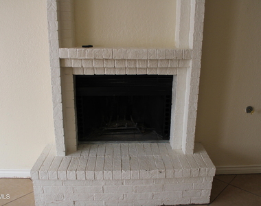 5947 Deer Avenue - Photo Thumbnail 2