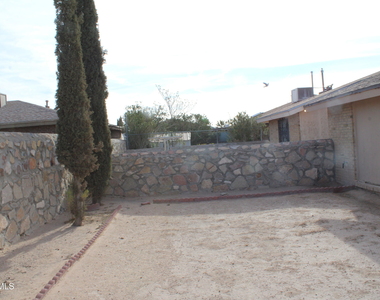 5947 Deer Avenue - Photo Thumbnail 18