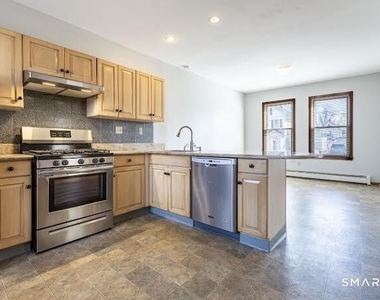 79 Atwater Street - Photo Thumbnail 4