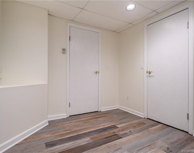 10 South Street - Photo Thumbnail 18