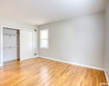 24 Hollow Wood Lane - Photo Thumbnail 9