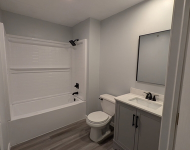 619 Shelton Street - Photo Thumbnail 7