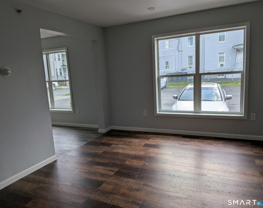619 Shelton Street - Photo Thumbnail 8