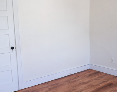 66 Forest Court - Photo Thumbnail 12