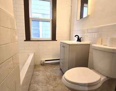 203 Cooke Street - Photo Thumbnail 6