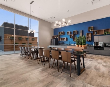 880 Pacific Street - Photo Thumbnail 8