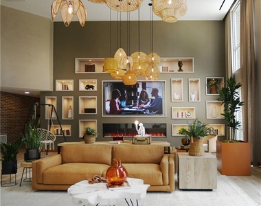 2 Harbor Point Road - Photo Thumbnail 8