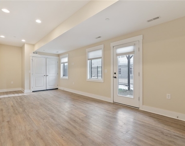 6427 Melissa Street - Photo Thumbnail 23