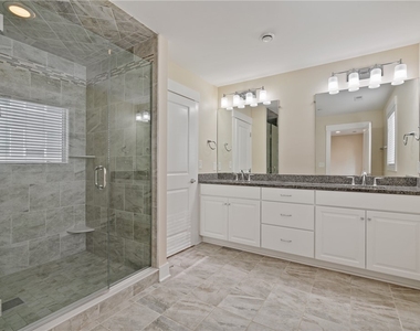 6427 Melissa Street - Photo Thumbnail 14