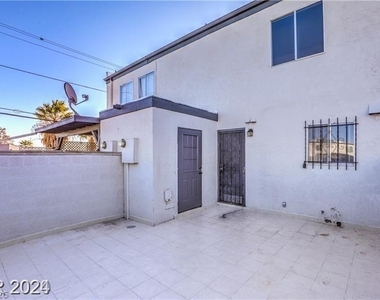 1436 N Jones Boulevard - Photo Thumbnail 26