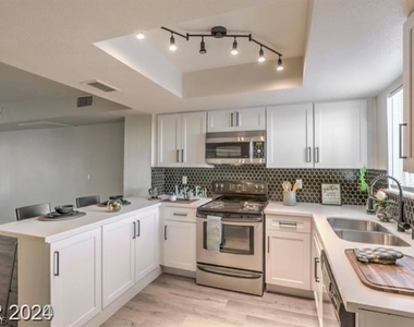 1436 N Jones Boulevard - Photo Thumbnail 3
