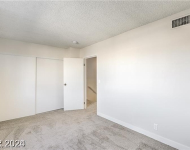 1436 N Jones Boulevard - Photo Thumbnail 23