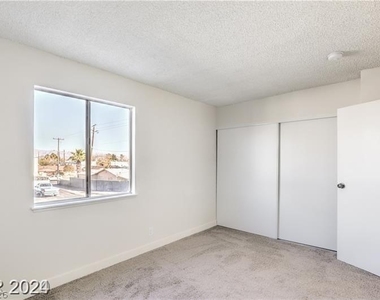 1436 N Jones Boulevard - Photo Thumbnail 21
