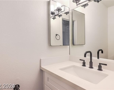 1436 N Jones Boulevard - Photo Thumbnail 9