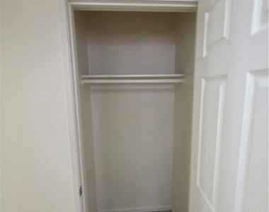 1440 Vegas Valley Drive - Photo Thumbnail 39
