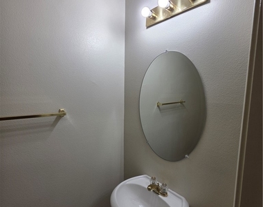 1423 Orange Jubilee Road - Photo Thumbnail 30