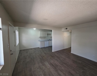304 Orland Street - Photo Thumbnail 16