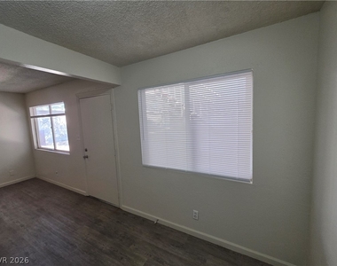 304 Orland Street - Photo Thumbnail 13