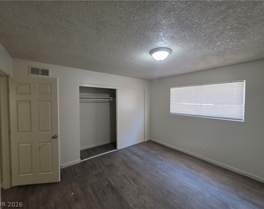 304 Orland Street - Photo Thumbnail 33