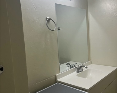 304 Orland Street - Photo Thumbnail 45