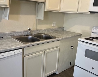 304 Orland Street - Photo Thumbnail 42