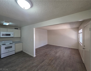 304 Orland Street - Photo Thumbnail 12
