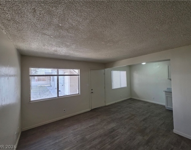 304 Orland Street - Photo Thumbnail 18