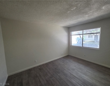 304 Orland Street - Photo Thumbnail 22