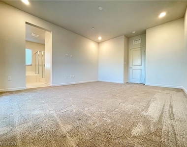 11544 Observation Point Avenue - Photo Thumbnail 13