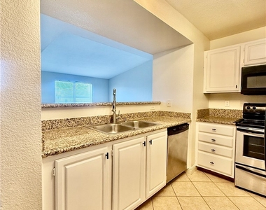5055 W Hacienda Avenue - Photo Thumbnail 10