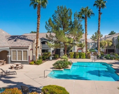 5055 W Hacienda Avenue - Photo Thumbnail 16