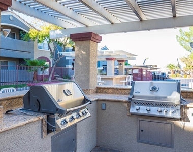 5055 W Hacienda Avenue - Photo Thumbnail 21
