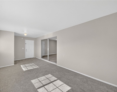 389 Summer Creek Court - Photo Thumbnail 16