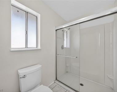 389 Summer Creek Court - Photo Thumbnail 19