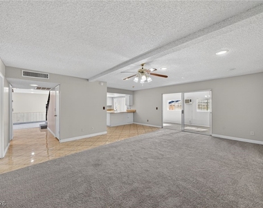 389 Summer Creek Court - Photo Thumbnail 3