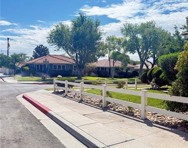 504 Cherry Street - Photo Thumbnail 39