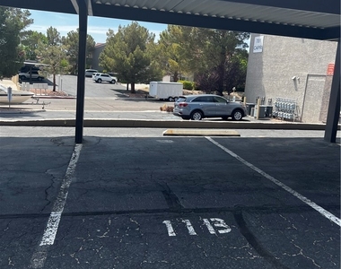 701 Capri Drive - Photo Thumbnail 25