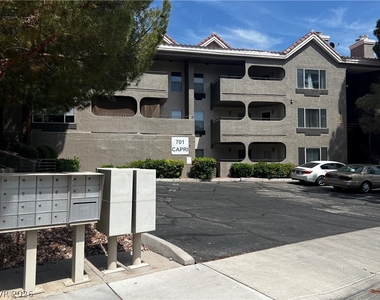 701 Capri Drive - Photo Thumbnail 23