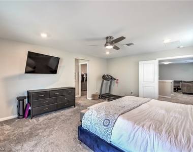 10646 Silver Pond Avenue - Photo Thumbnail 25