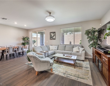 10646 Silver Pond Avenue - Photo Thumbnail 4