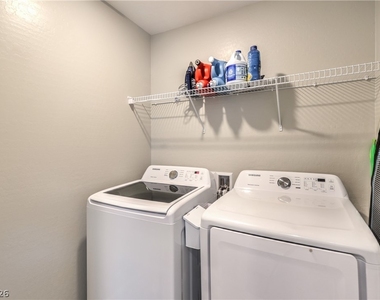 10646 Silver Pond Avenue - Photo Thumbnail 11