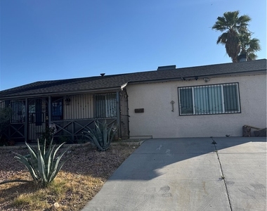 608 Greenhurst Road - Photo Thumbnail 2