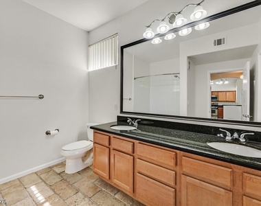 1709 King James Street - Photo Thumbnail 18