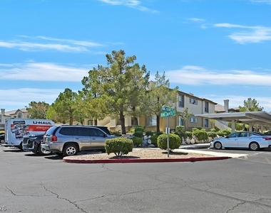 1709 King James Street - Photo Thumbnail 23